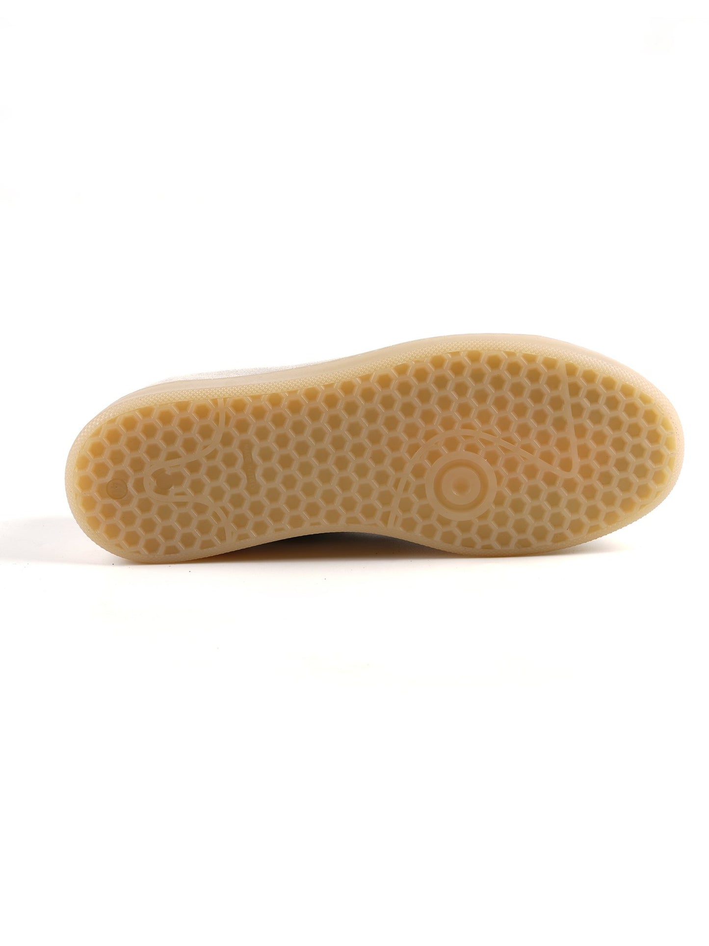 Baskets basses en daim cream